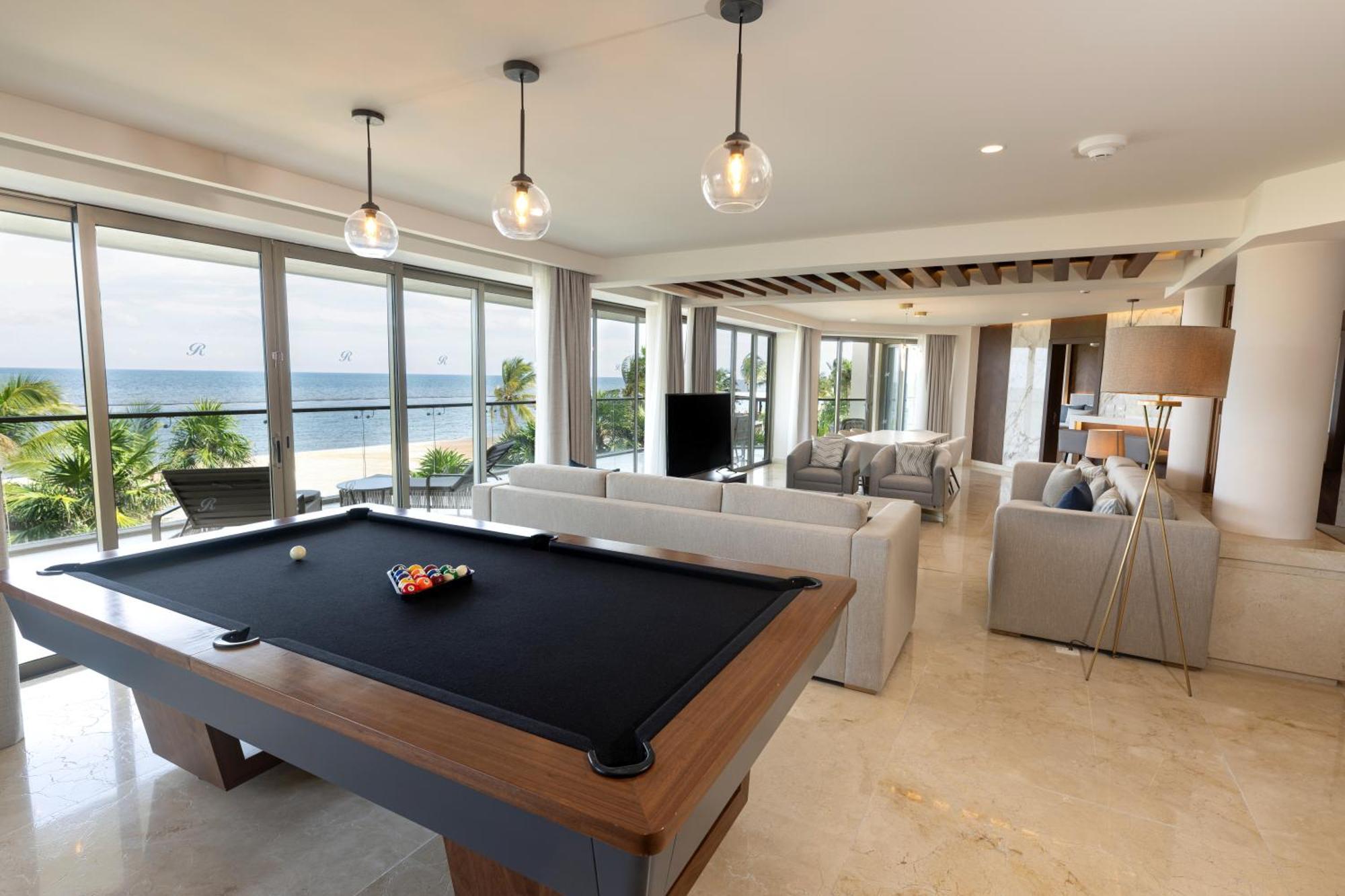 Luxury Chairman's Two Bedroom Suite Ocean Front DC